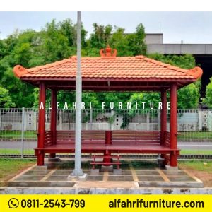 Gazebo Kayu Minimalis 2x4 Meter Untuk Halaman Belakang Atap Genteng Sirap