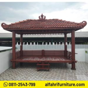 Gazebo Kayu Minimalis Outdoor 2x4 Meter Atap Genteng Sirap