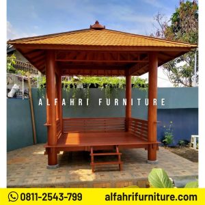 Gazebo Kayu Natural Outdoor 3x3 Meter untuk Taman Luas Atap Sirap Ulin