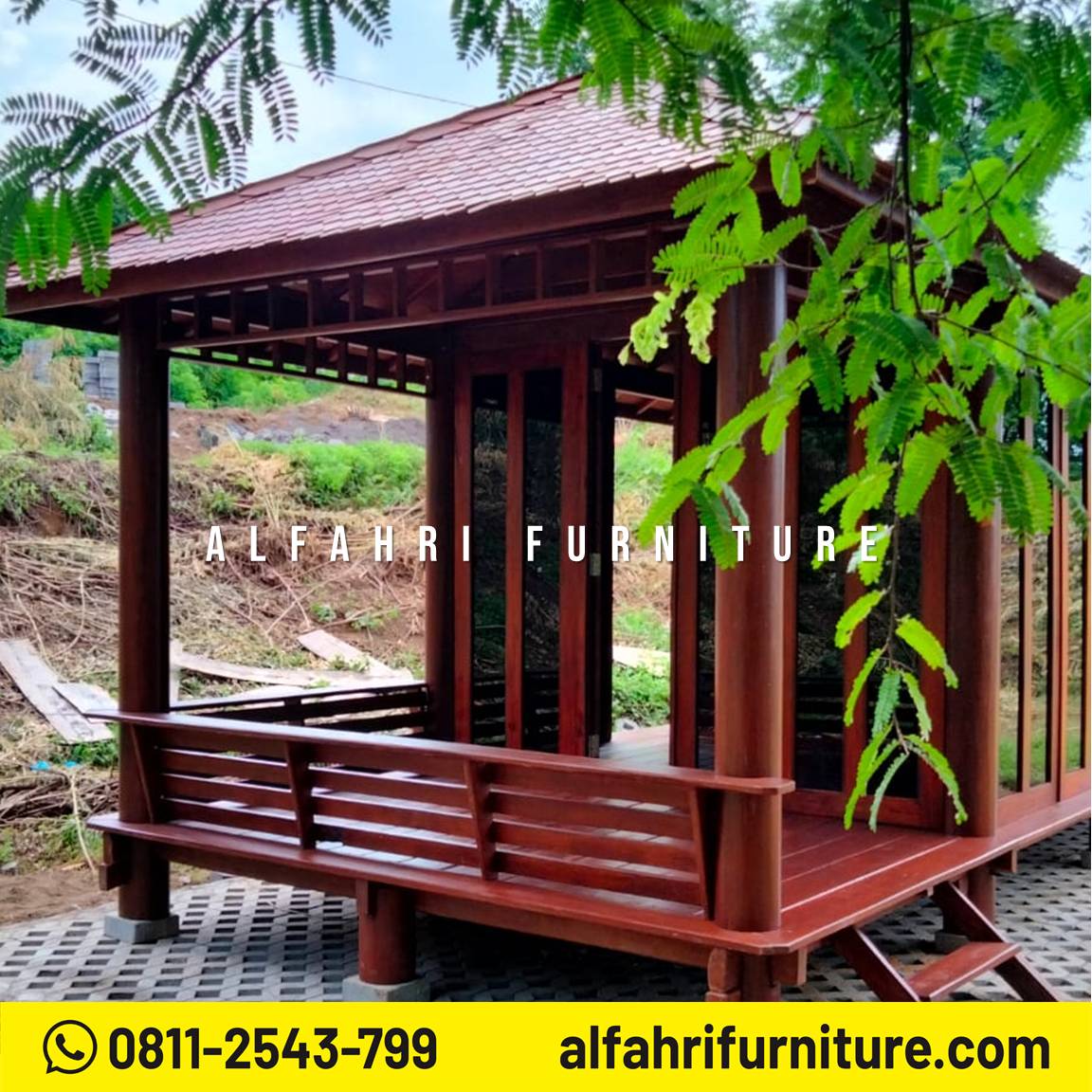 Rumah Kayu Minimalis 3x6 Meter untuk Homestay Atap Sirap Ulin