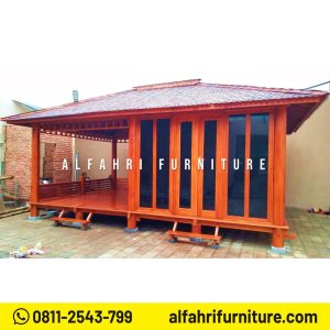 Rumah Kayu Minimalis 4x6 Meter untuk Taman Belakang Atap Sirap Ulin
