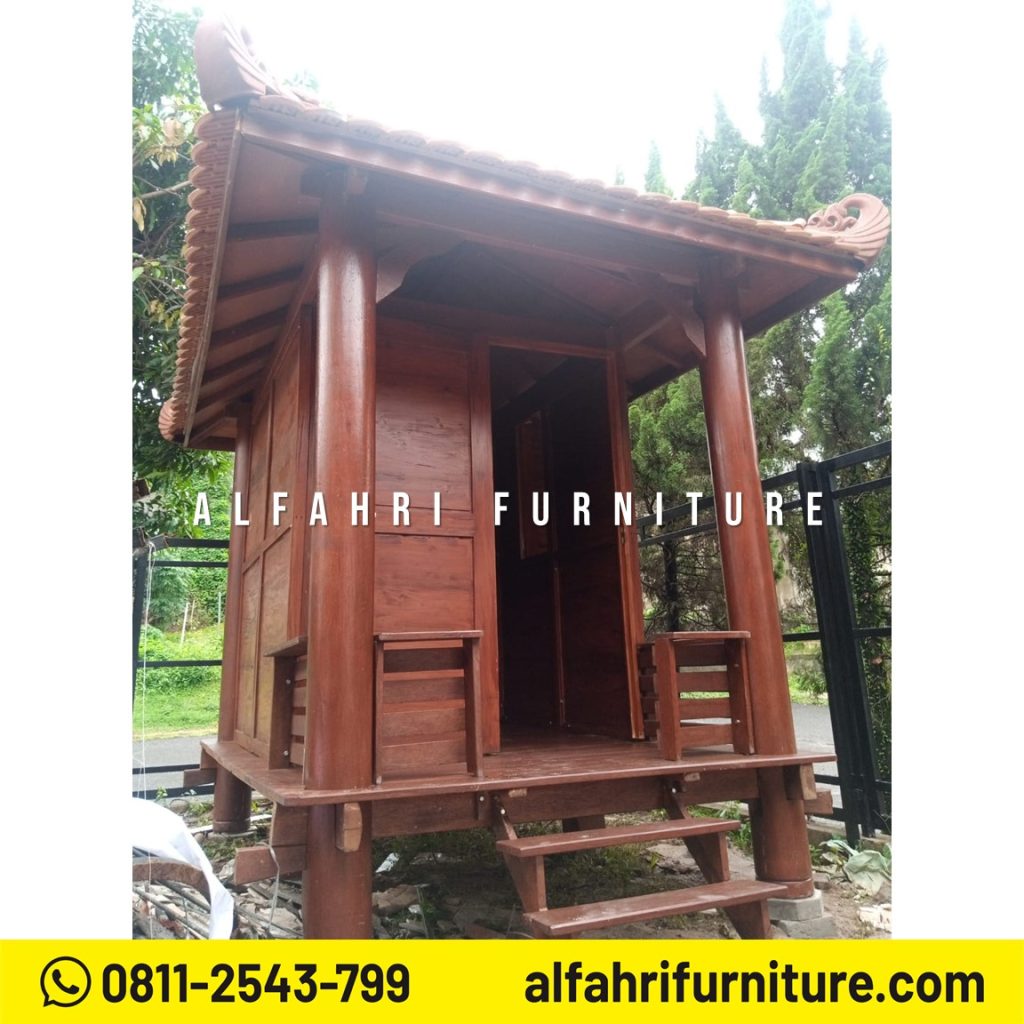 Rumah Kayu Minimalis Modern 2x3 Meter Atap Genteng Sirap