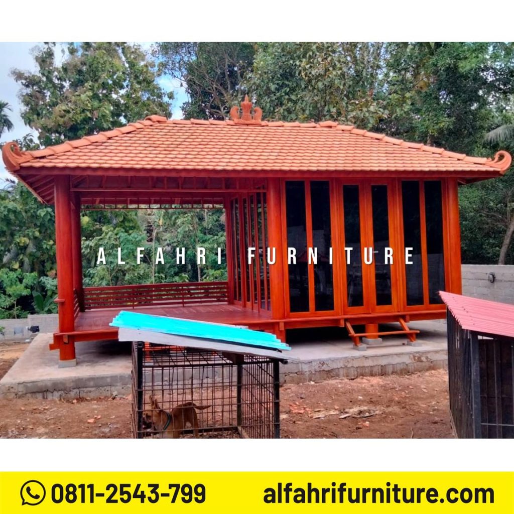 Rumah Kayu Villa 3x6 Meter Desain Tropis Atap Genteng Sirap